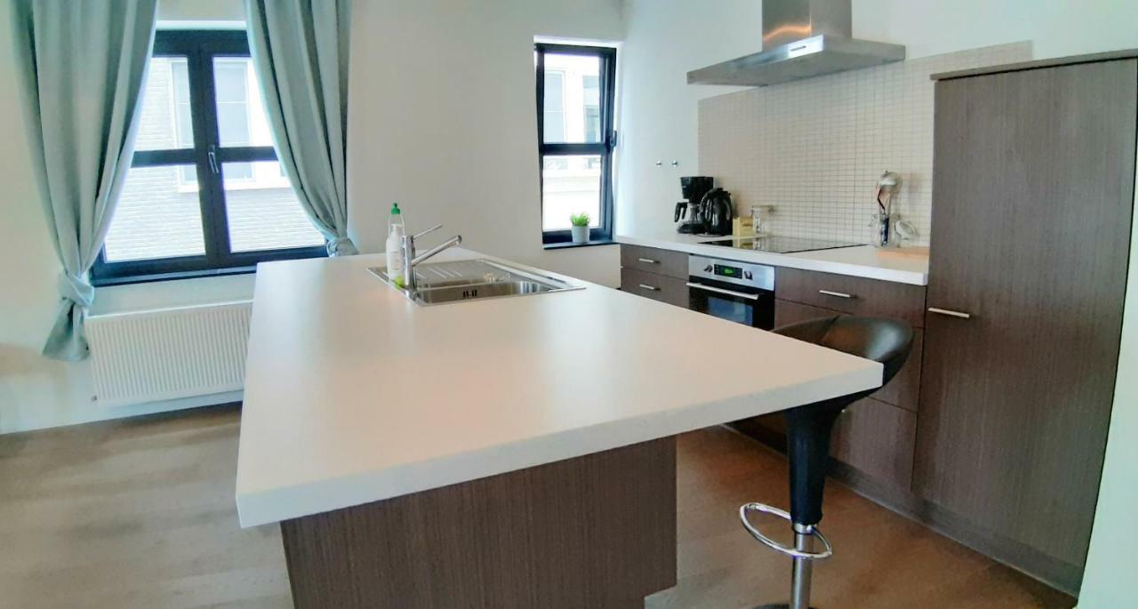 Theater Lodge Apartment In Heart Of Amberes Exterior foto